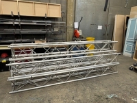 5 x 400mm x 3500mm Prolyte box truss photo - Set-Exchange.co.uk