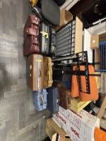 8x Vintage suitcases photo - Set-Exchange.co.uk