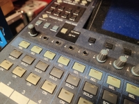 Yamaha Dm1000 sound desk image 2